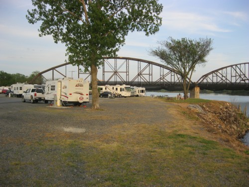 Downtown Riverside RV Park in North Little Rock