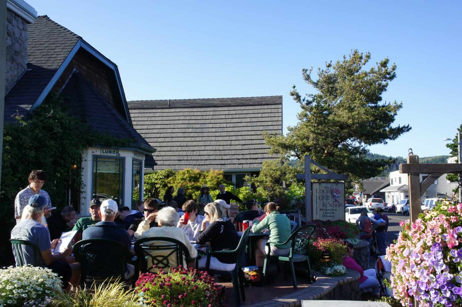 The Local Grill and Scoop - Cannon Beach, Oregon