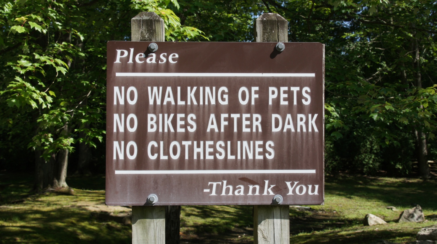 No Walking Of Pets Sign