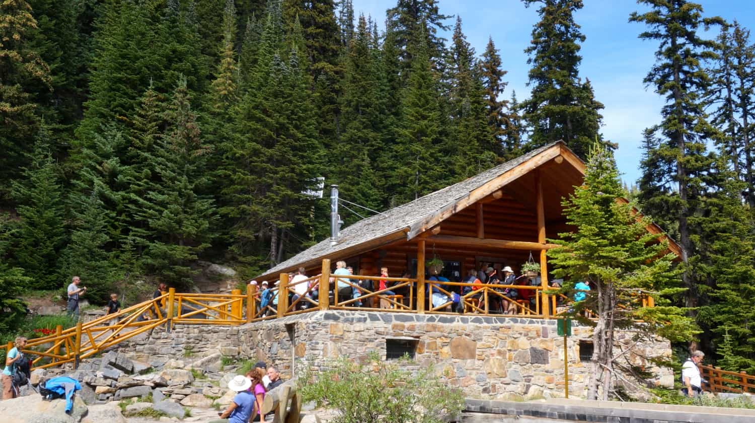 Hike to the Tea House - Lake Louise, AB