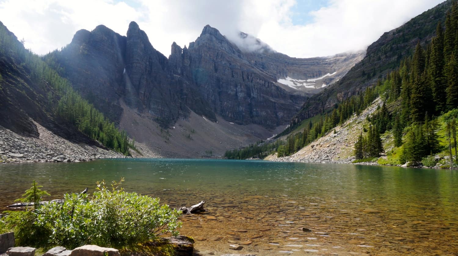 Hike to the Tea House - Lake Louise, AB