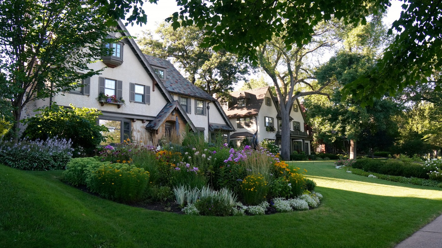 House on Chain of Lakes - Minneapolis, MN