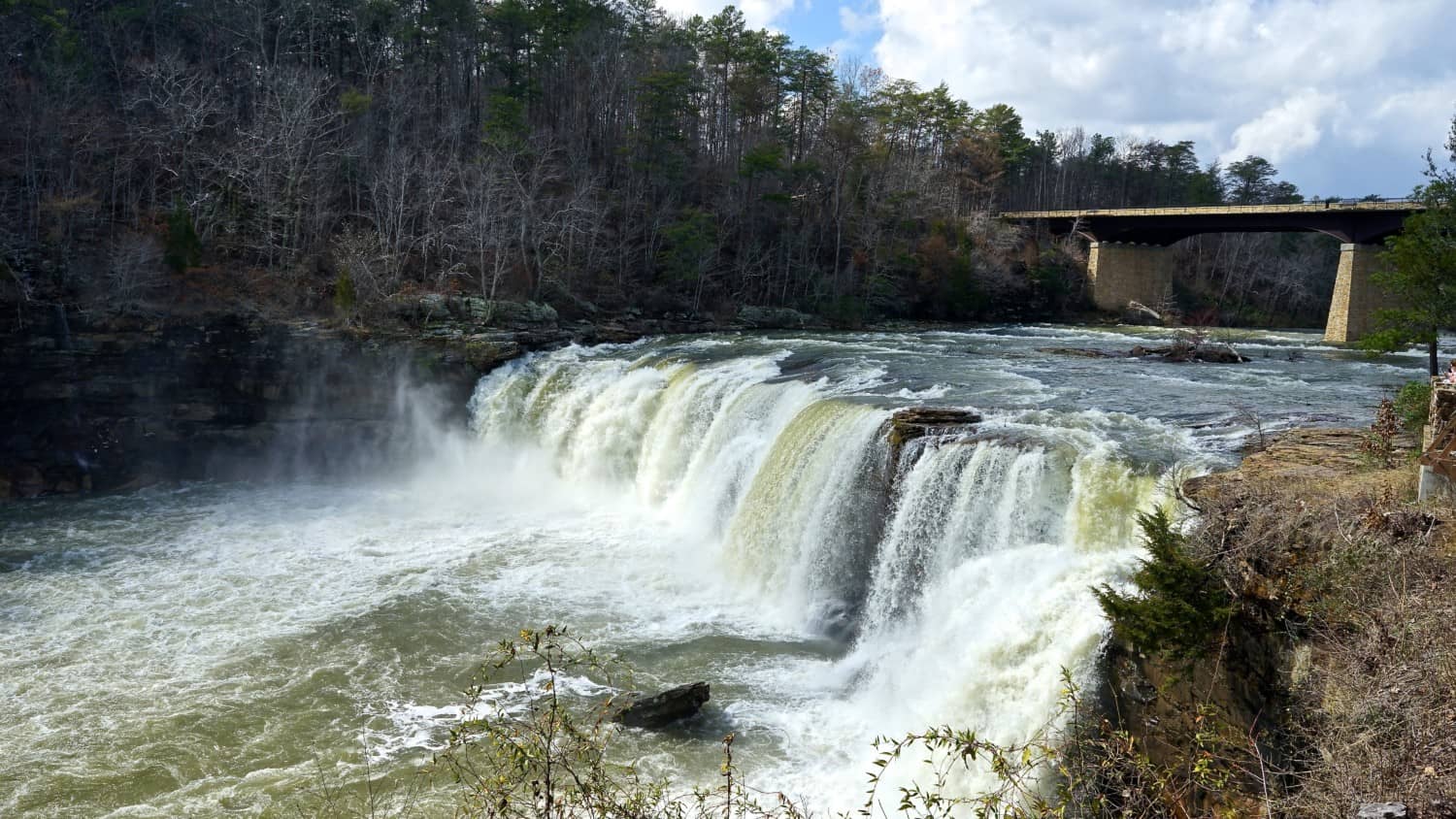 Alabama's Top Pet Friendly Attraction: Little River Canyon | GoPetFriendly.com