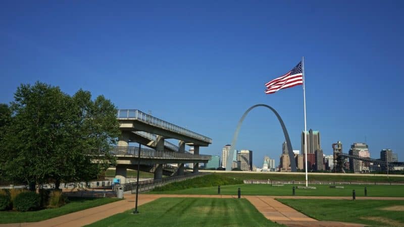 Missouri's Top Pet Friendly Attraction: Gateway Arch Park | GoPetFriendly.com