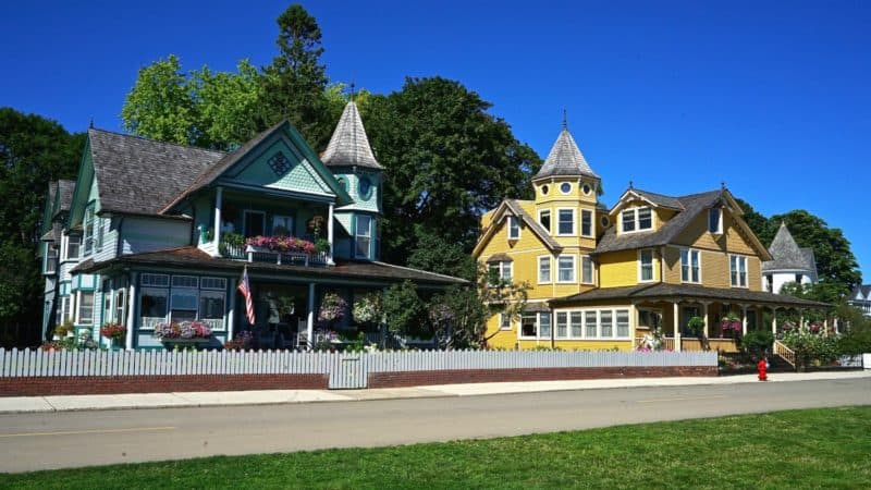 Michigan's Top Pet Friendly Attraction: Mackinac Island | GoPetFriendly.com