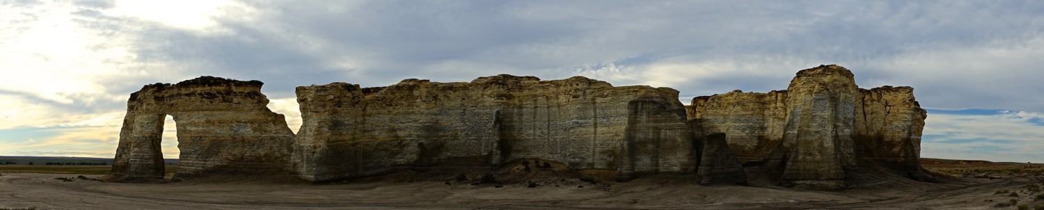 Kansas' Top Pet Friendly Attraction: Monument Rocks