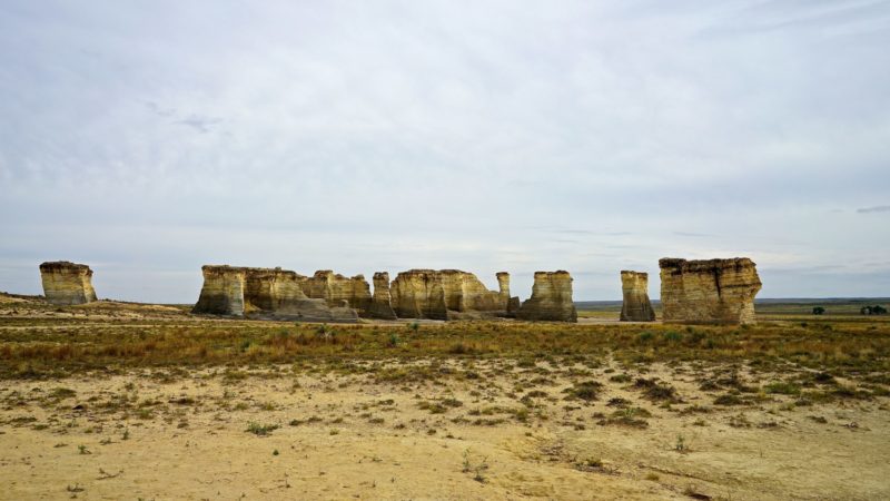 Kansas' Top Pet Friendly Attraction: Monument Rocks