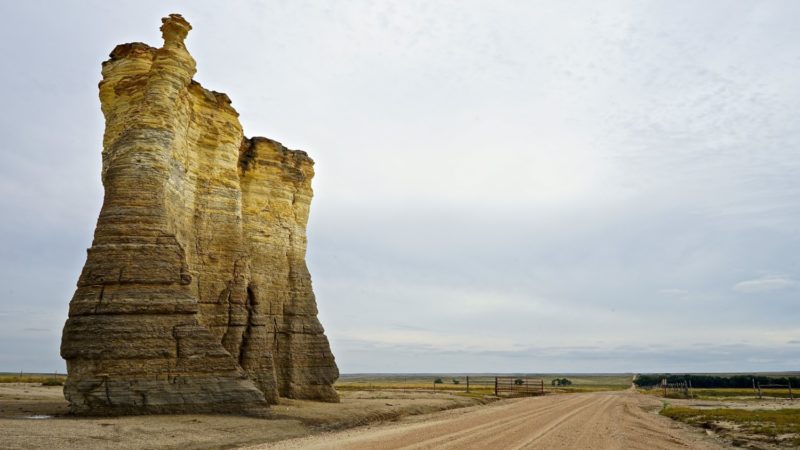 Kansas' Top Pet Friendly Attraction: Monument Rocks