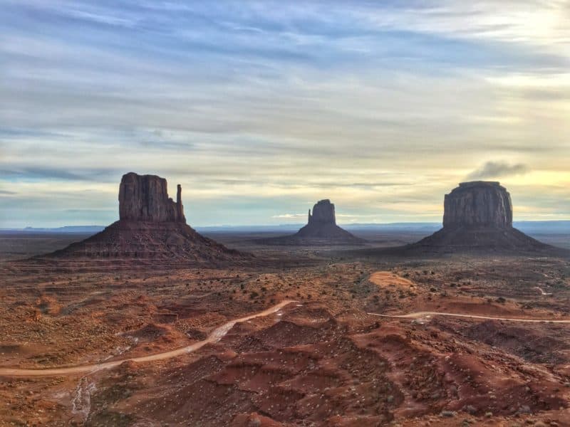 Visiting Monument Valley with Dogs | GoPetFriendly.com