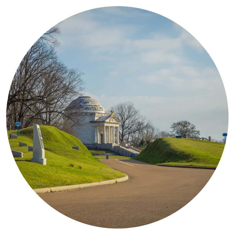 Path and monument at Vicksburg National Military Park in Vickburg, MS