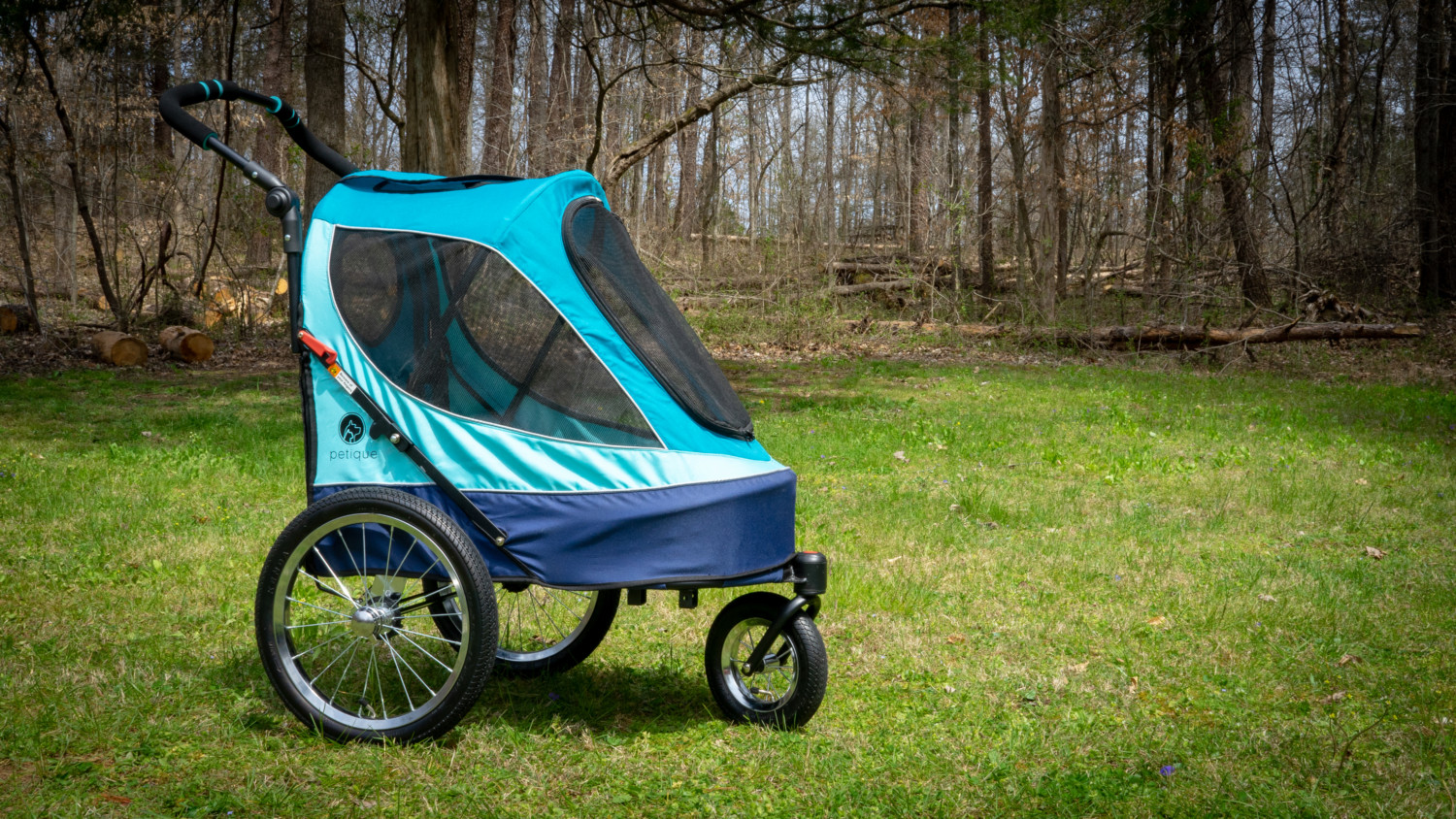 Petique All Terrain Pet Jogger stroller for dogs