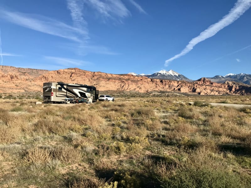 Motorhome parked at Ken's Lake Campground in Moab, UT