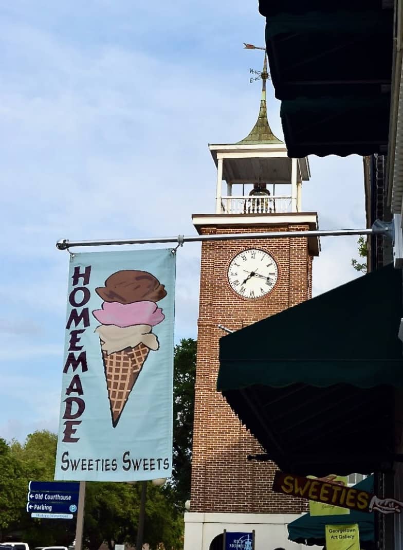 Sweeties is a dog friendly ice cream shop in Georgetown, South Carolina.