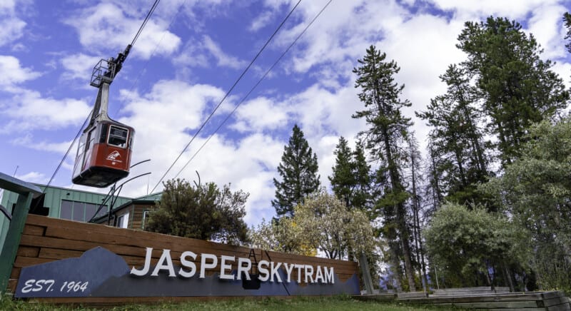 View of the sign for the Jasper Sky Tram in Jasper, AB