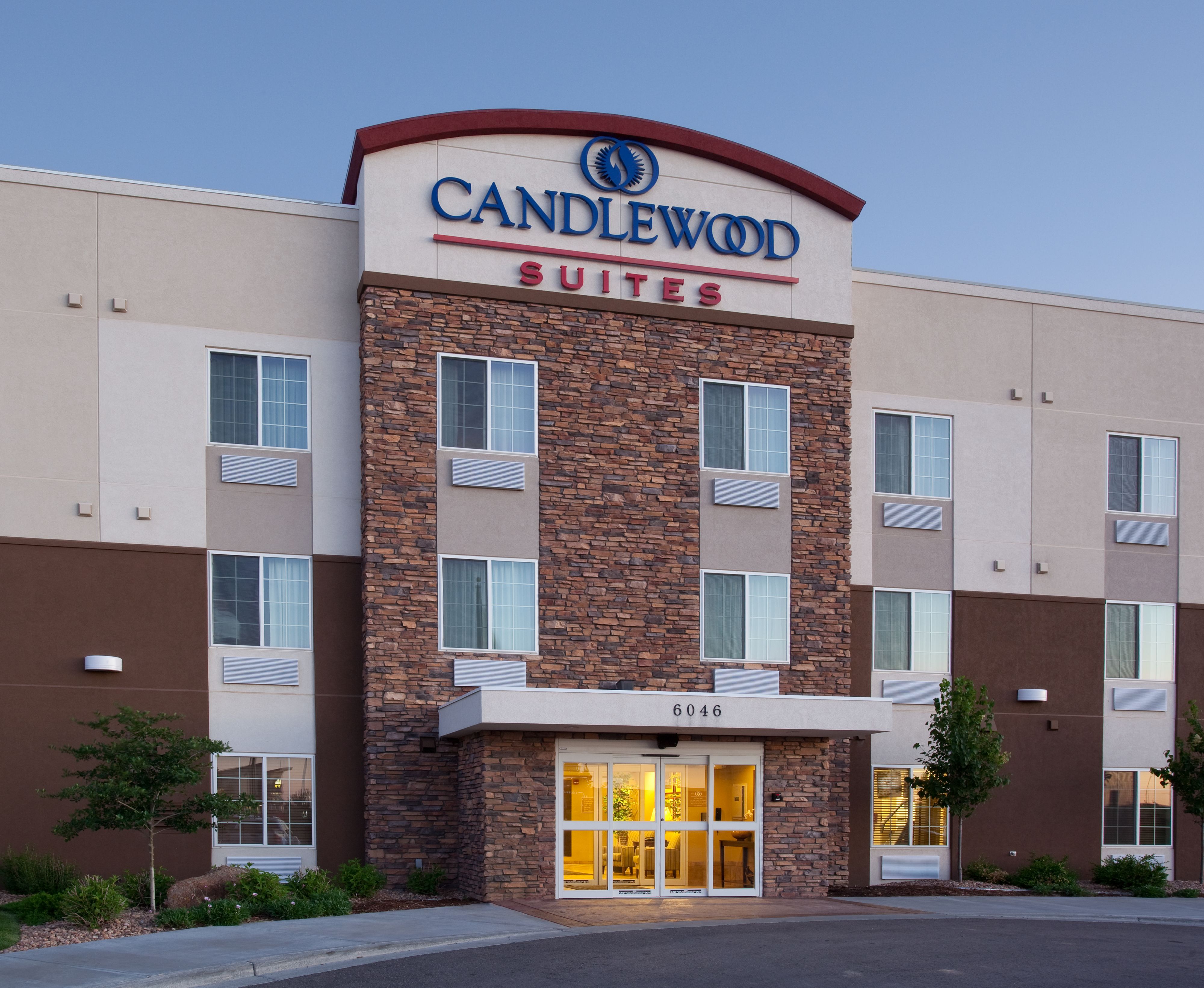 candlewood-suites-loveland-2531801924-original.jpg