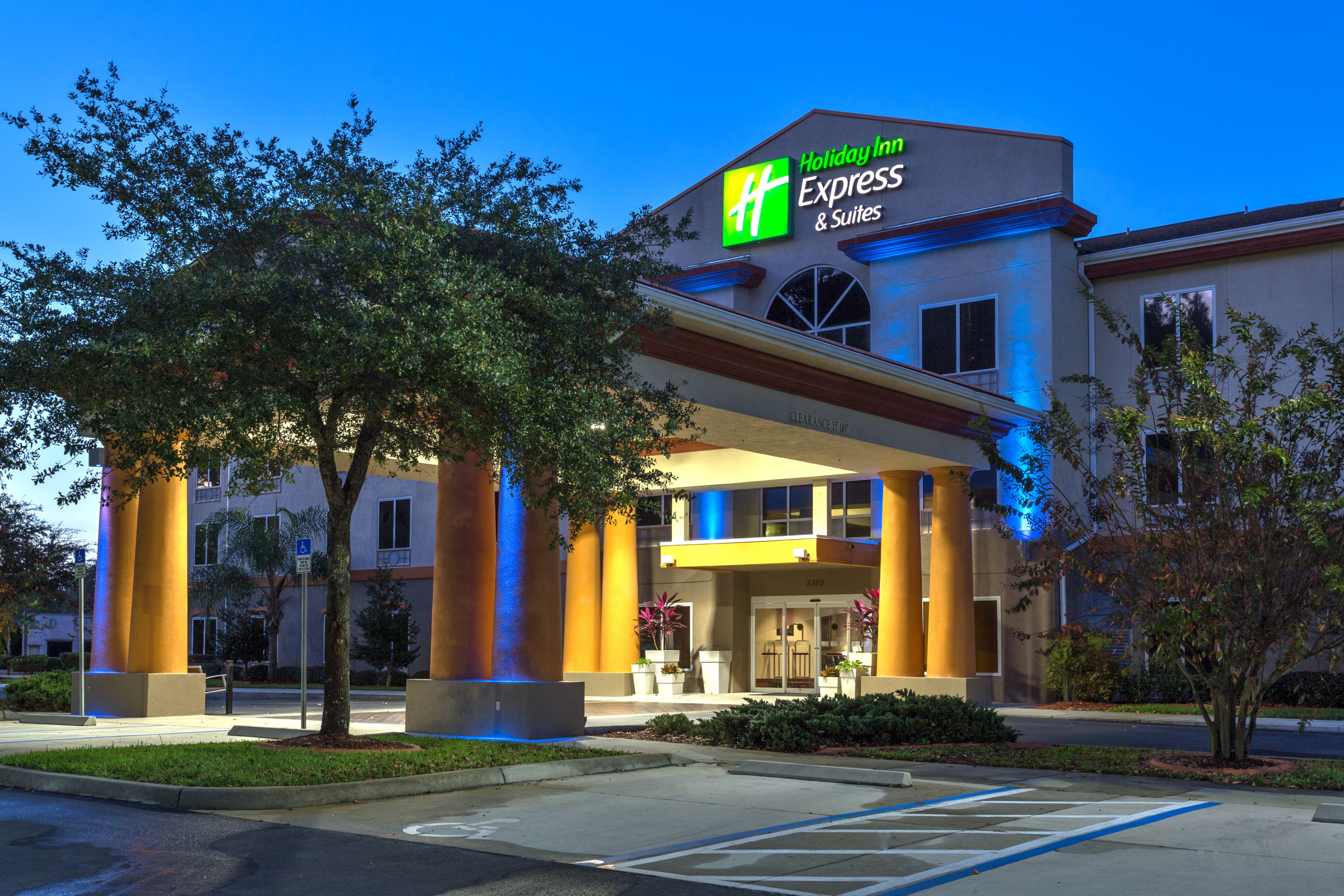 holiday-inn-express-and-suites-silver-springs-3862387463-original.jpg