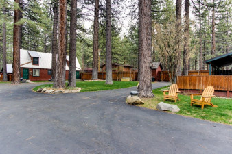 Spruce-Grove-Cabin-Retreat-39108.jpg