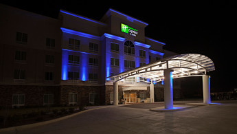 holiday-inn-express-and-suites-bossier-city-2532102532-original.jpg
