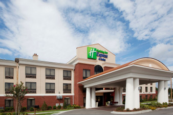 holiday-inn-express-and-suites-hardeeville-2533018800-original.jpg