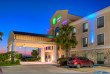 holiday-inn-express-and-suites-hutto-4547857341-original.jpg