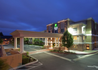 holiday-inn-express-and-suites-livermore-4205726646-original.jpg