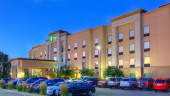 holiday-inn-express-and-suites-sioux-city-4658517129-original.jpg