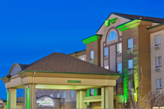 holiday-inn-hotel-and-suites-grande-prairie-3894267520-original.jpg